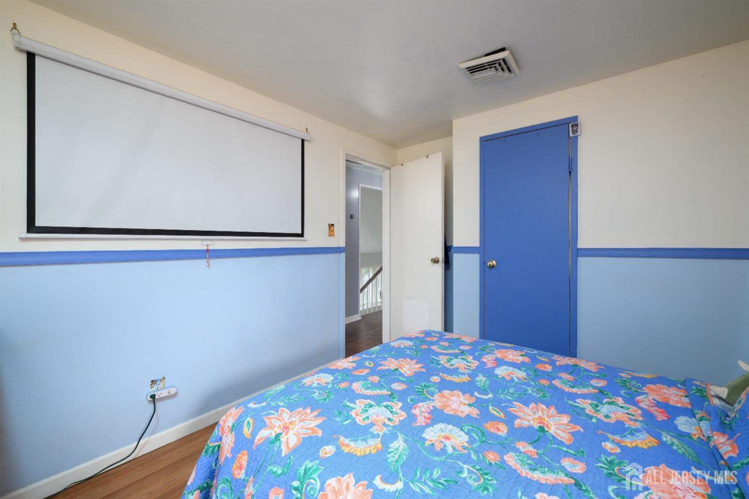 109 Hickory Road, Colonia, New Jersey image 12