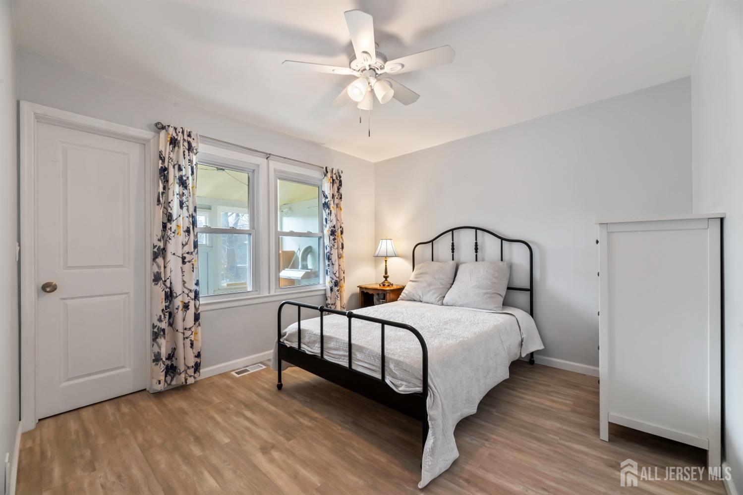 36 Mill Road, Edison, New Jersey image 24