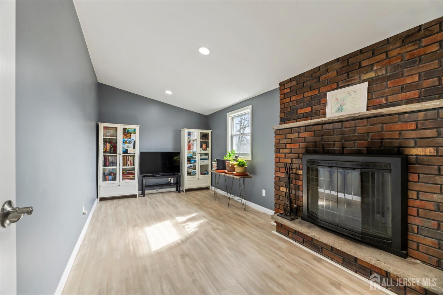 36 Mill Road, Edison, New Jersey image 26