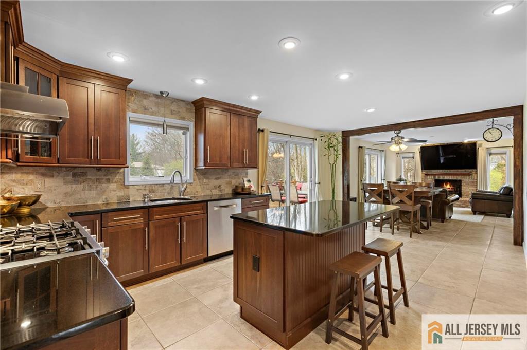 1236 Cozzens Lane, North Brunswick, New Jersey image 13