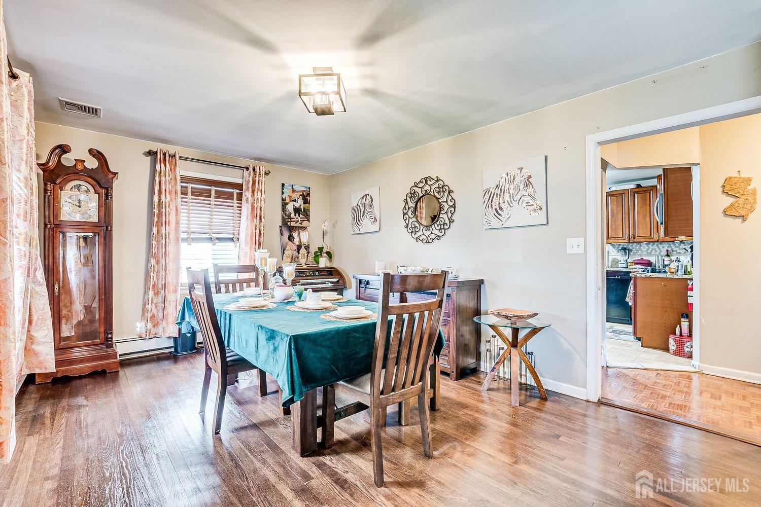 114 Garden Terrace, Edison, New Jersey image 13
