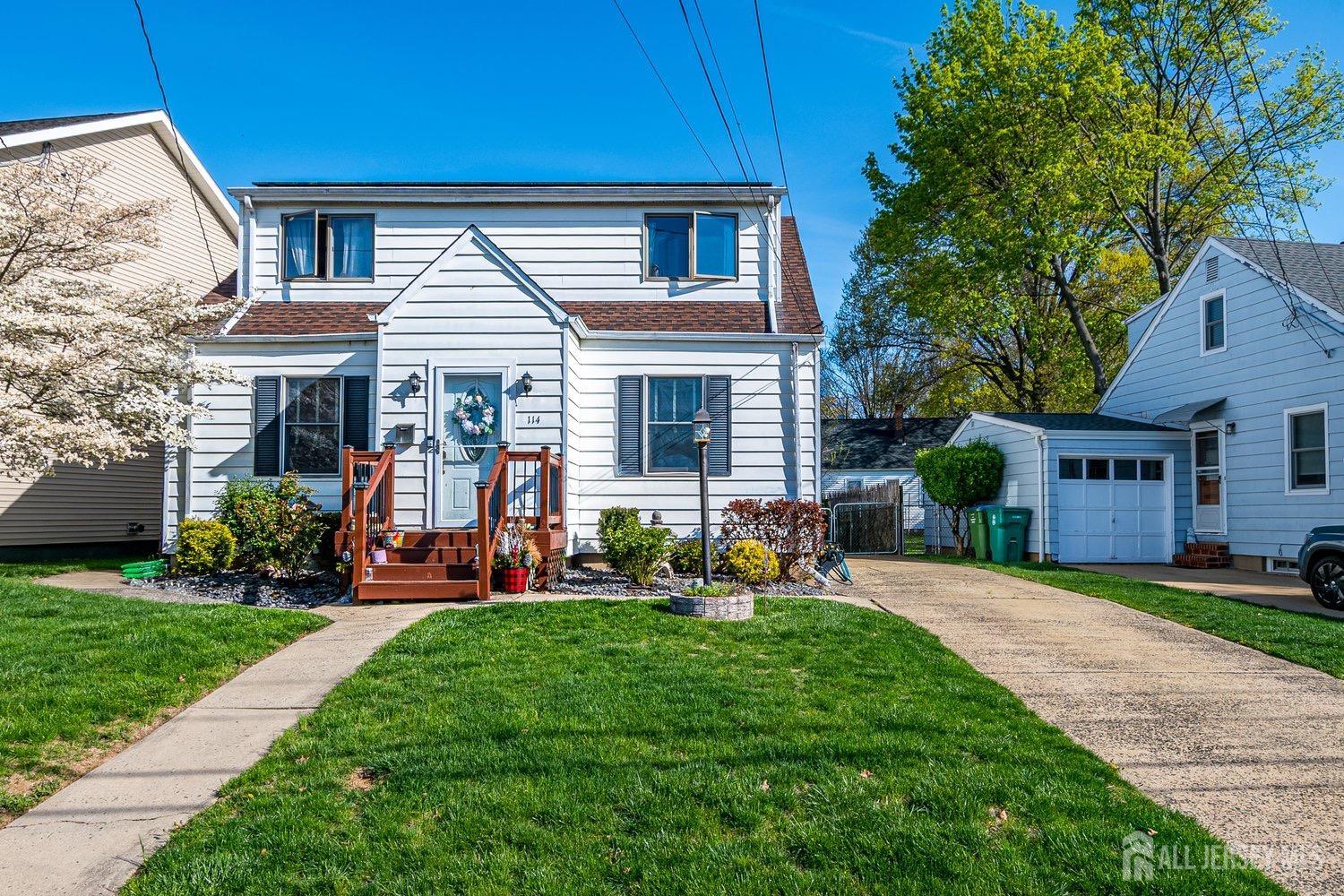 114 Garden Terrace, Edison, New Jersey image 1