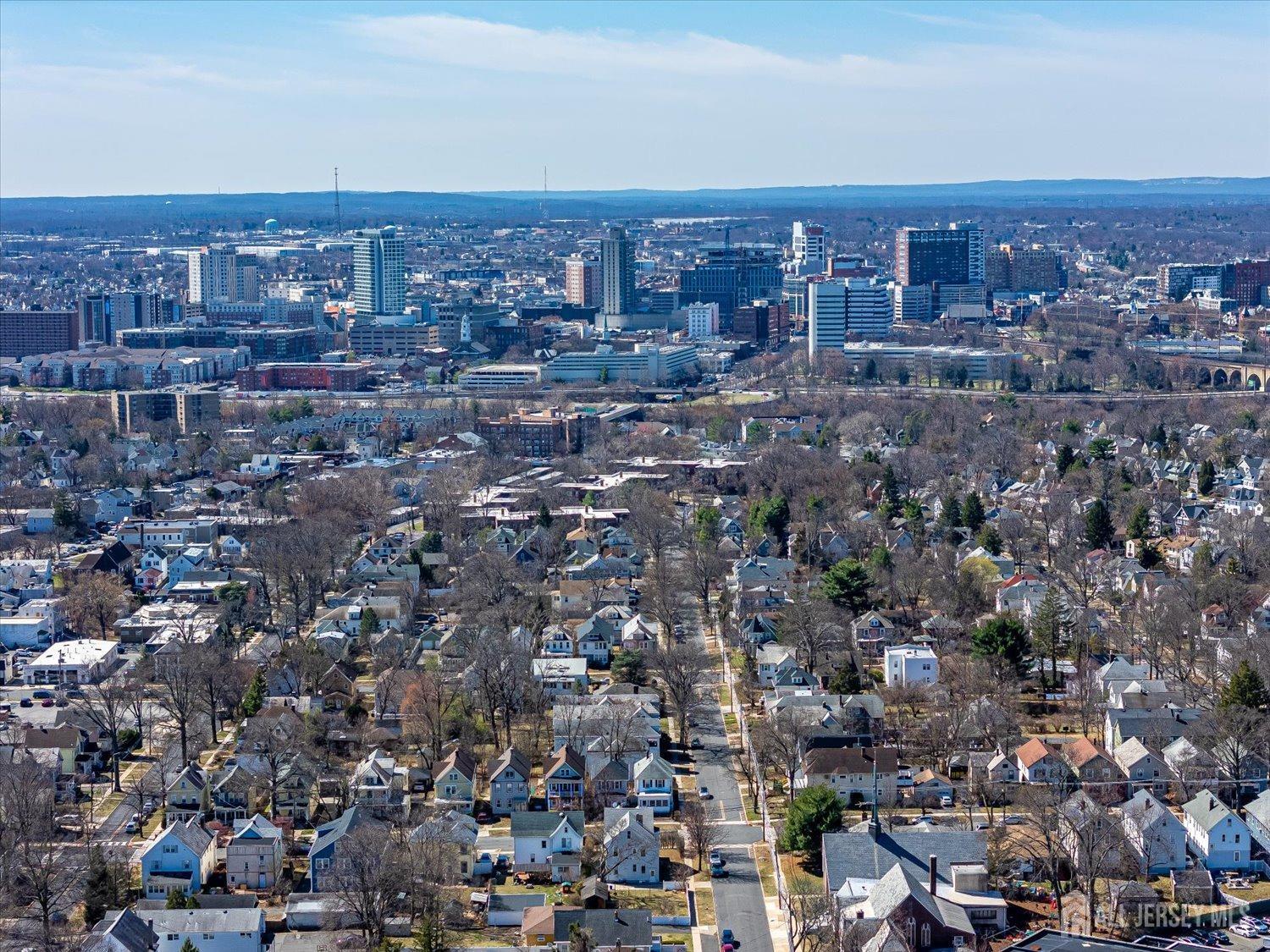 27 N 6th Avenue, Highland Park, New Jersey image 9