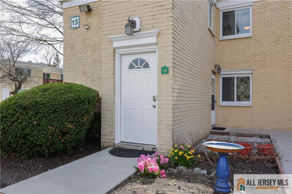 15 Lake Avenue #1B, East Brunswick, New Jersey image 1