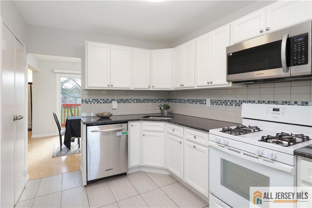 15 Lake Avenue #1B, East Brunswick, New Jersey image 9