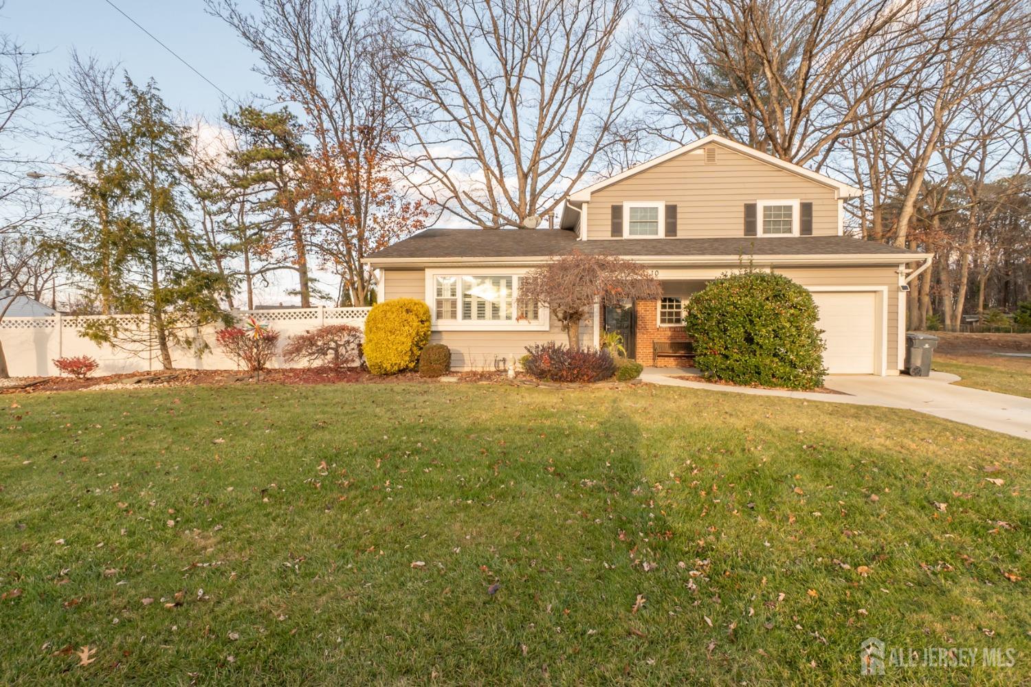 10 Arvin Road, Old Bridge, New Jersey image 1