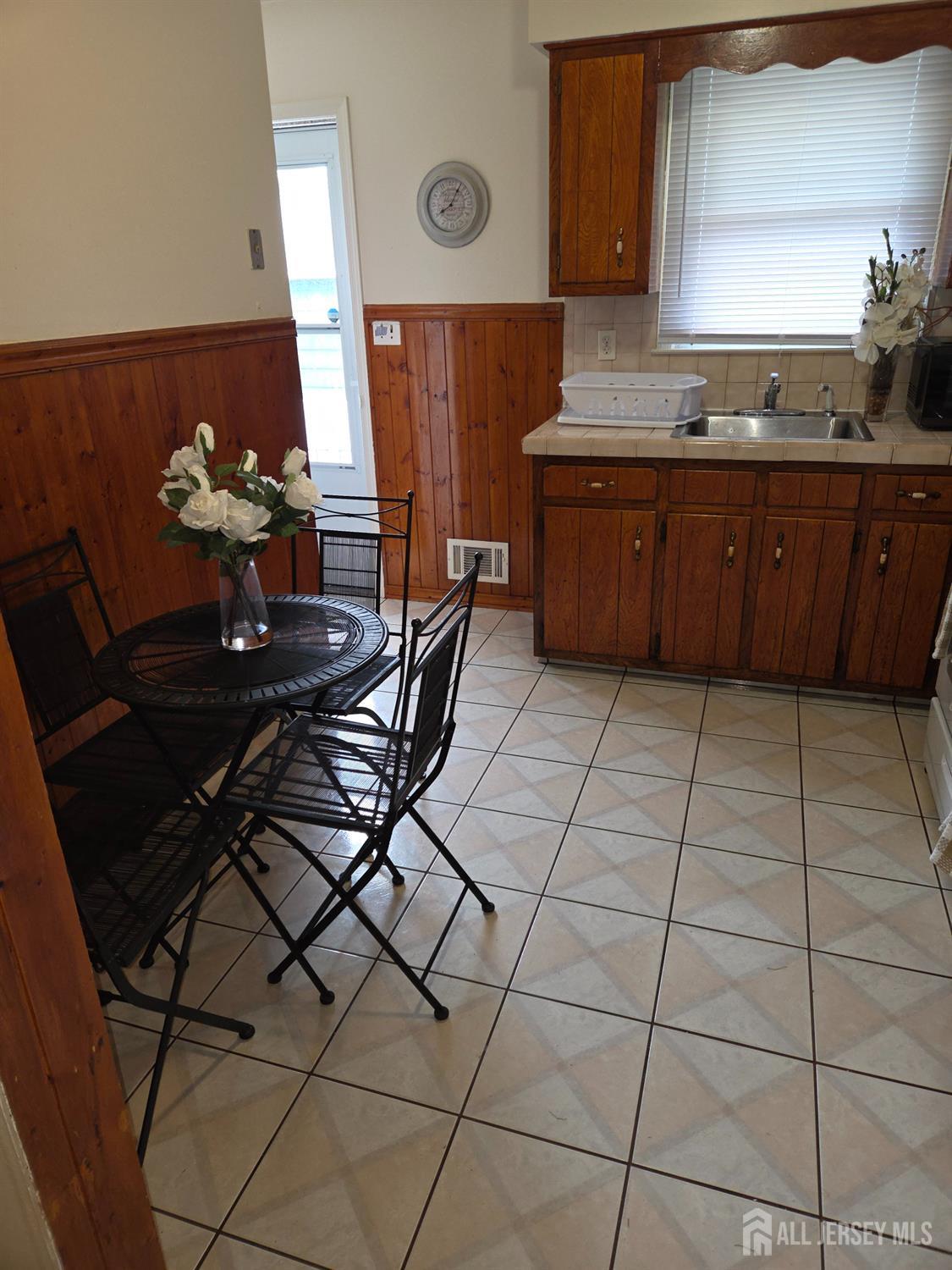 410 Harvard Street, Piscataway, New Jersey image 20