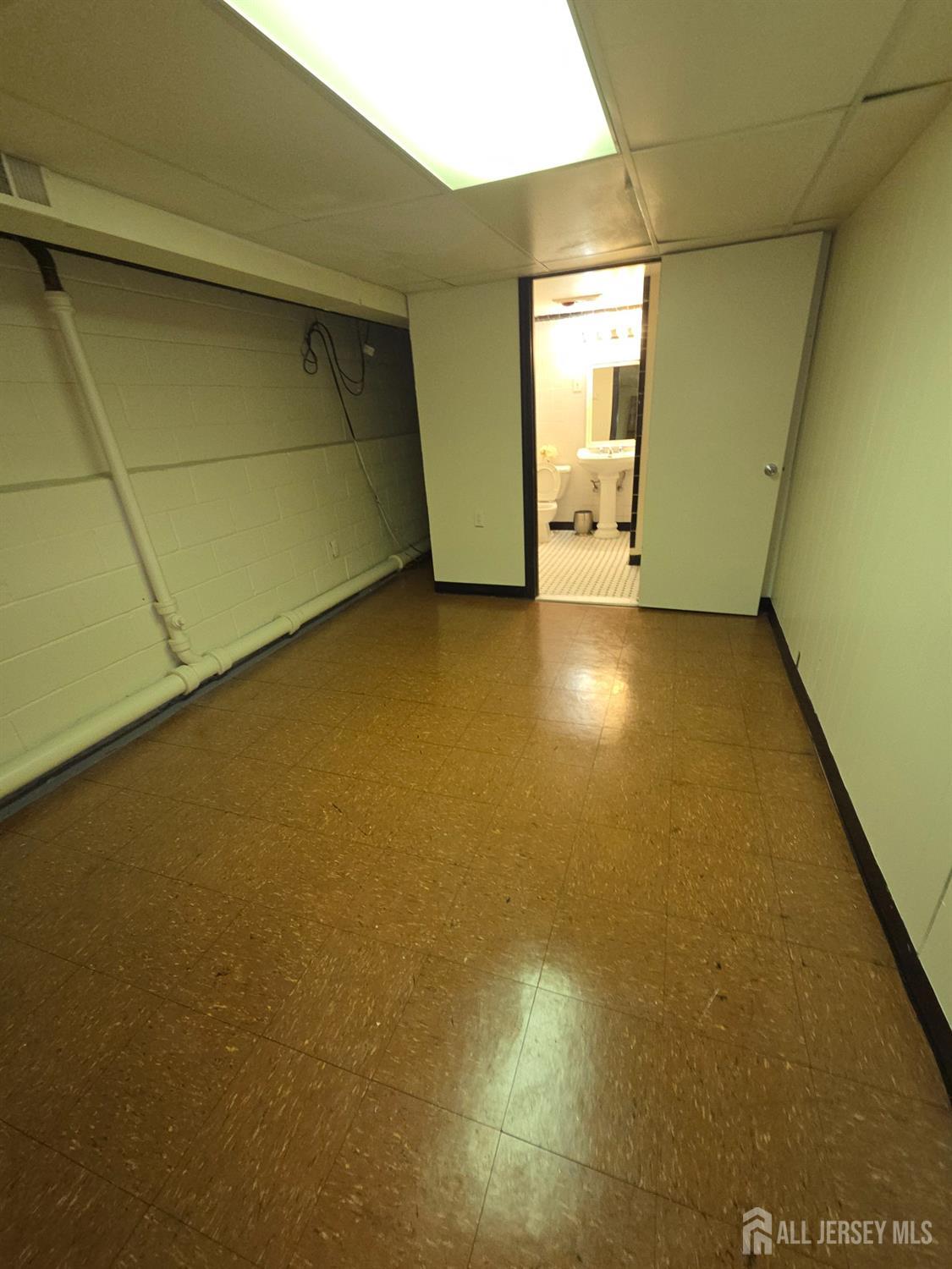 410 Harvard Street, Piscataway, New Jersey image 13