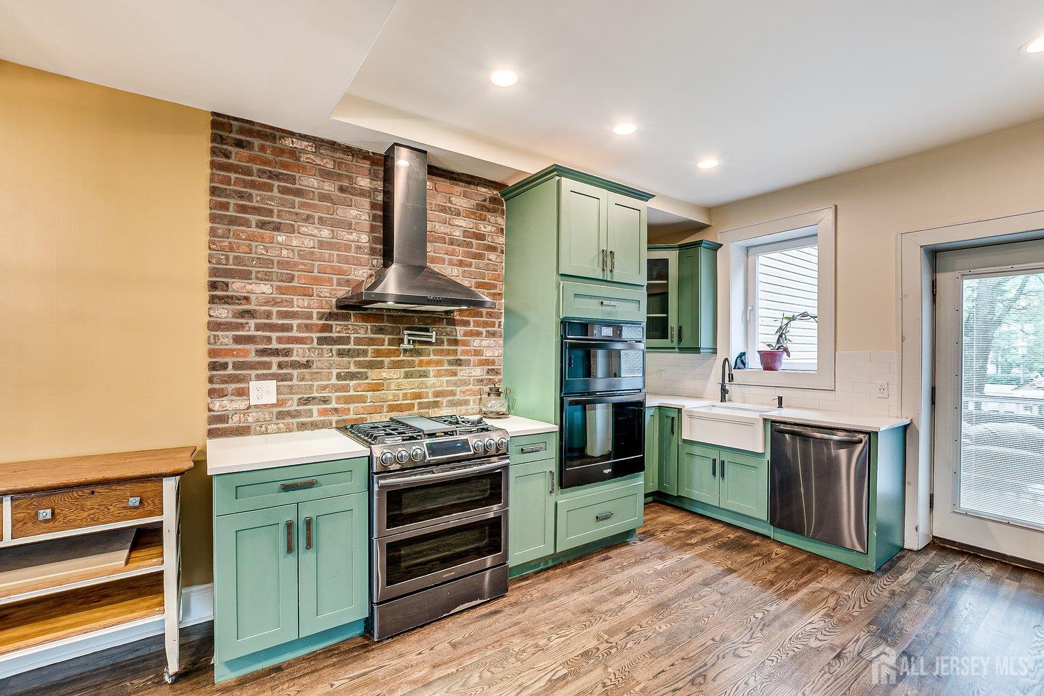 26 Bissett Place, Metuchen, New Jersey image 16
