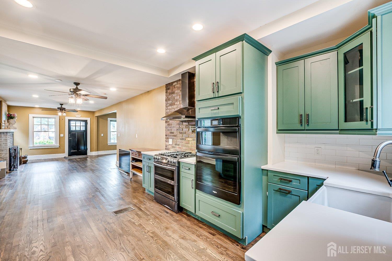 26 Bissett Place, Metuchen, New Jersey image 19