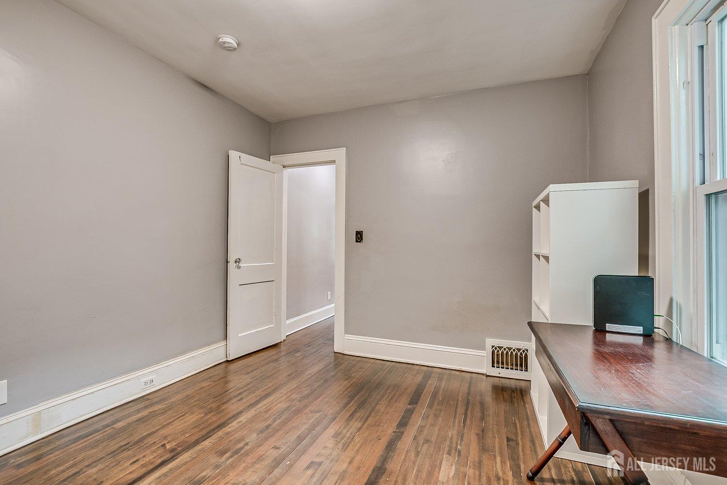 26 Bissett Place, Metuchen, New Jersey image 23