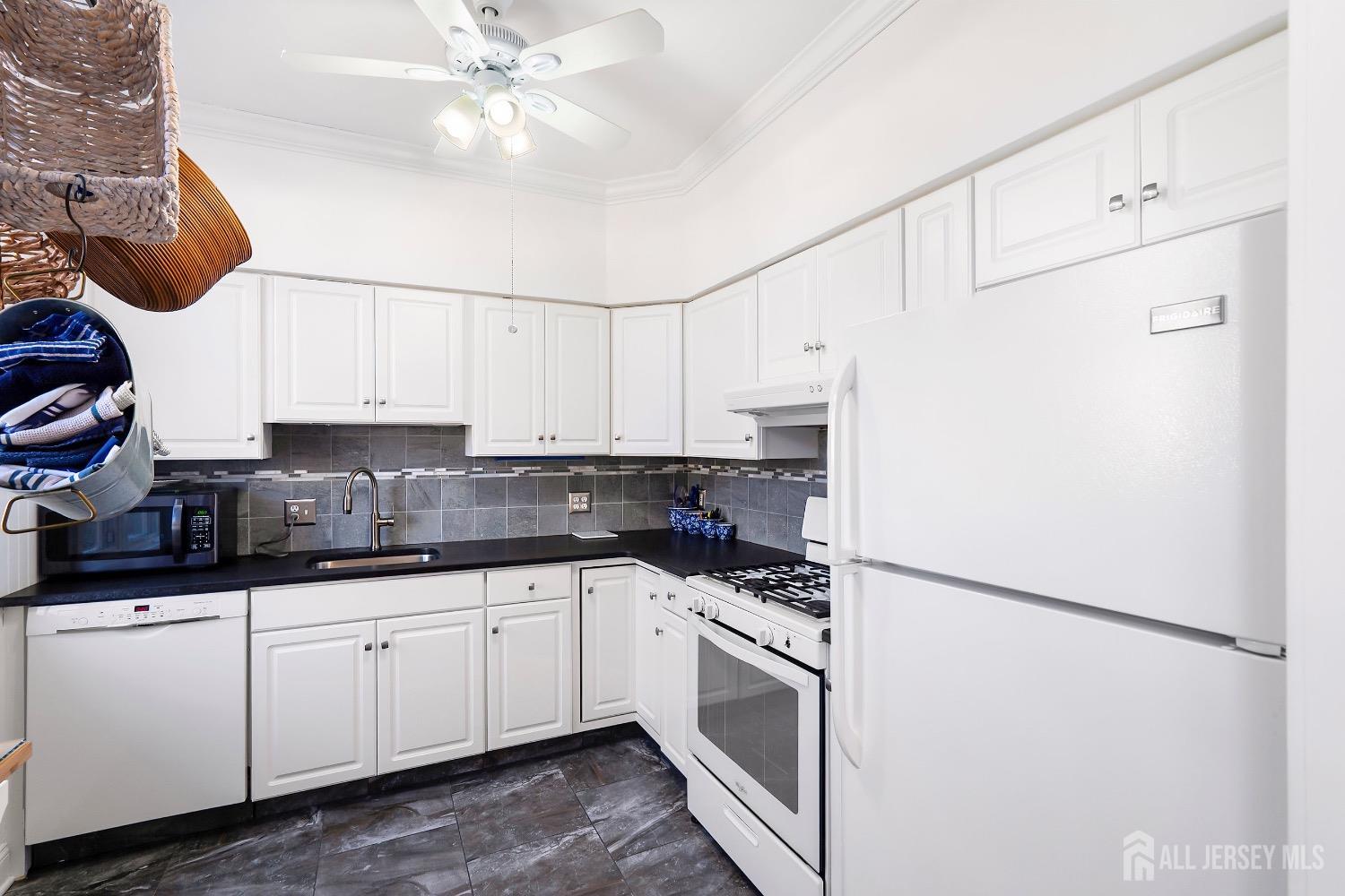 37 Winthrop Road, Monroe Township, New Jersey image 10