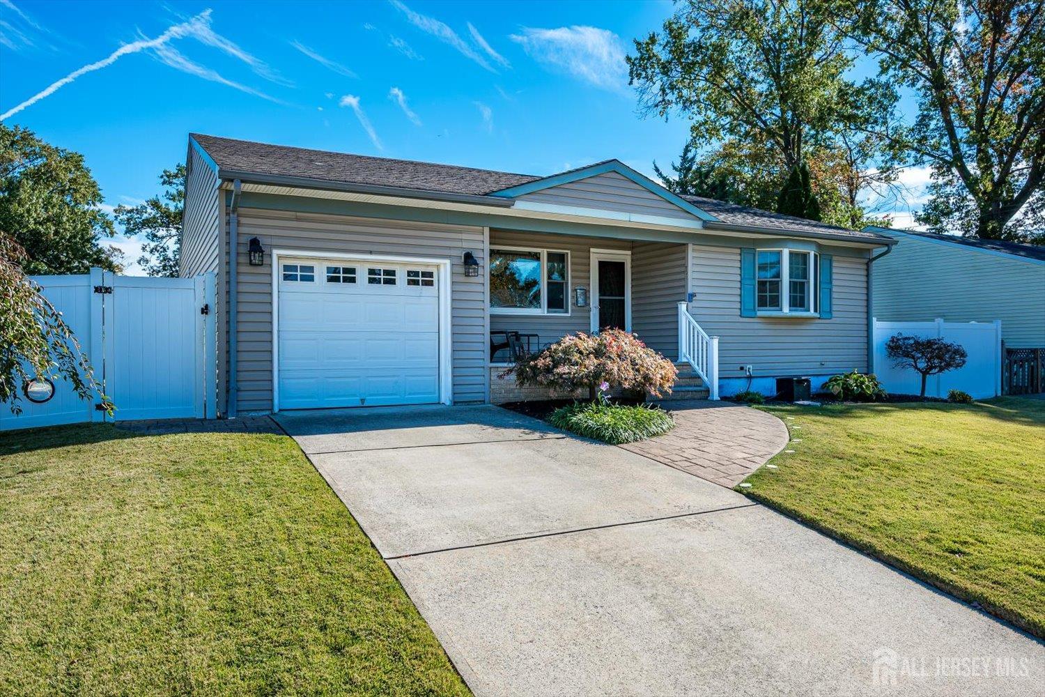 77 Wooding Avenue