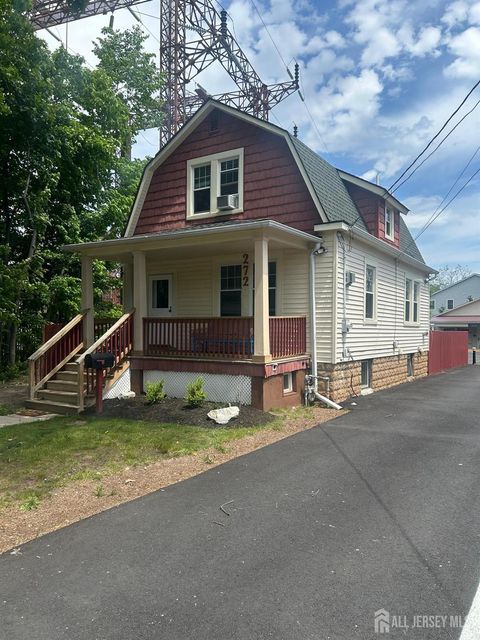 Homes For Rent - 272 Lake Avenue<br/> Metuchen, NJ 08840