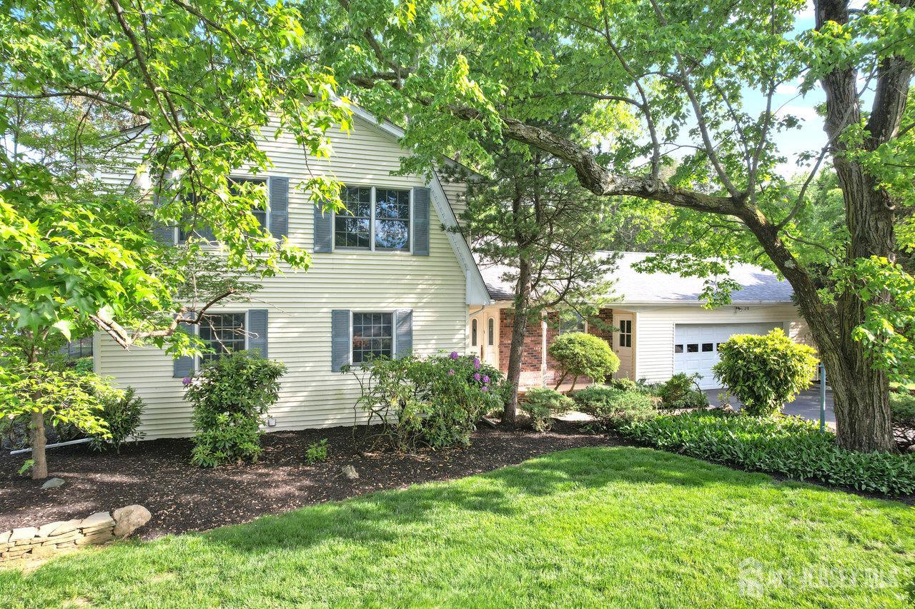 28 Yorktown Road, East Brunswick, New Jersey image 1