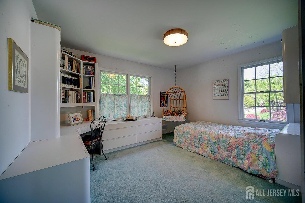 28 Yorktown Road, East Brunswick, New Jersey image 16