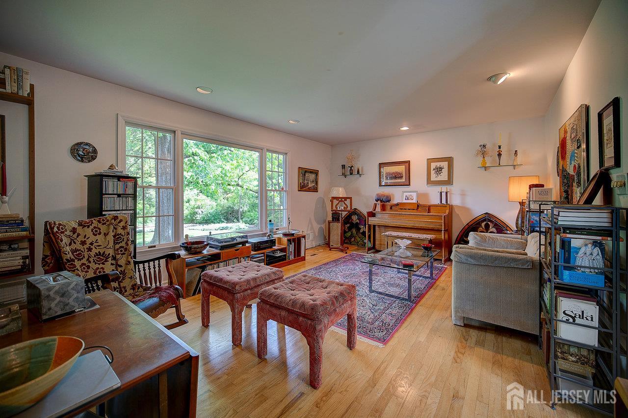 28 Yorktown Road, East Brunswick, New Jersey image 12