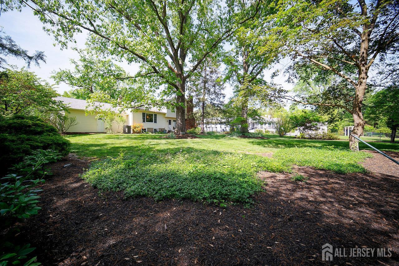 28 Yorktown Road, East Brunswick, New Jersey image 34