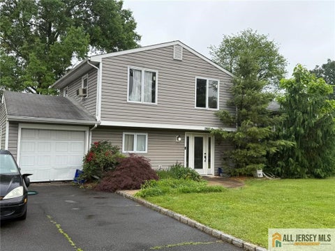 Homes For Sale - 2603 Wade Street<br/> Middlesex County, Piscataway, NJ 08854