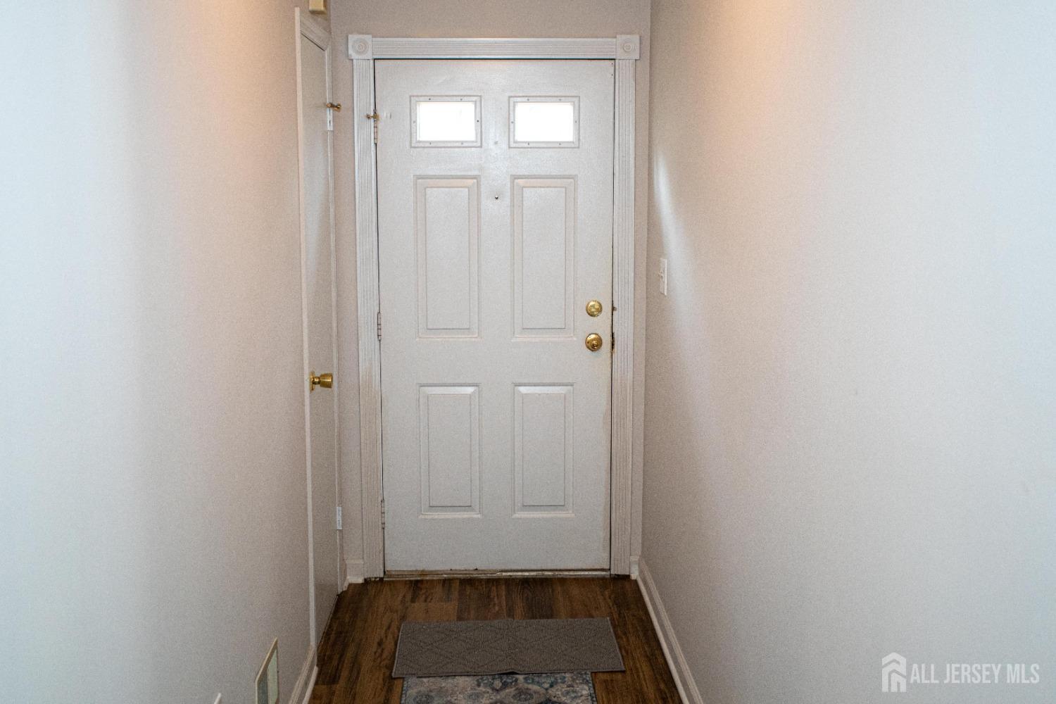 29 Chatham Square, Sayreville, New Jersey image 7