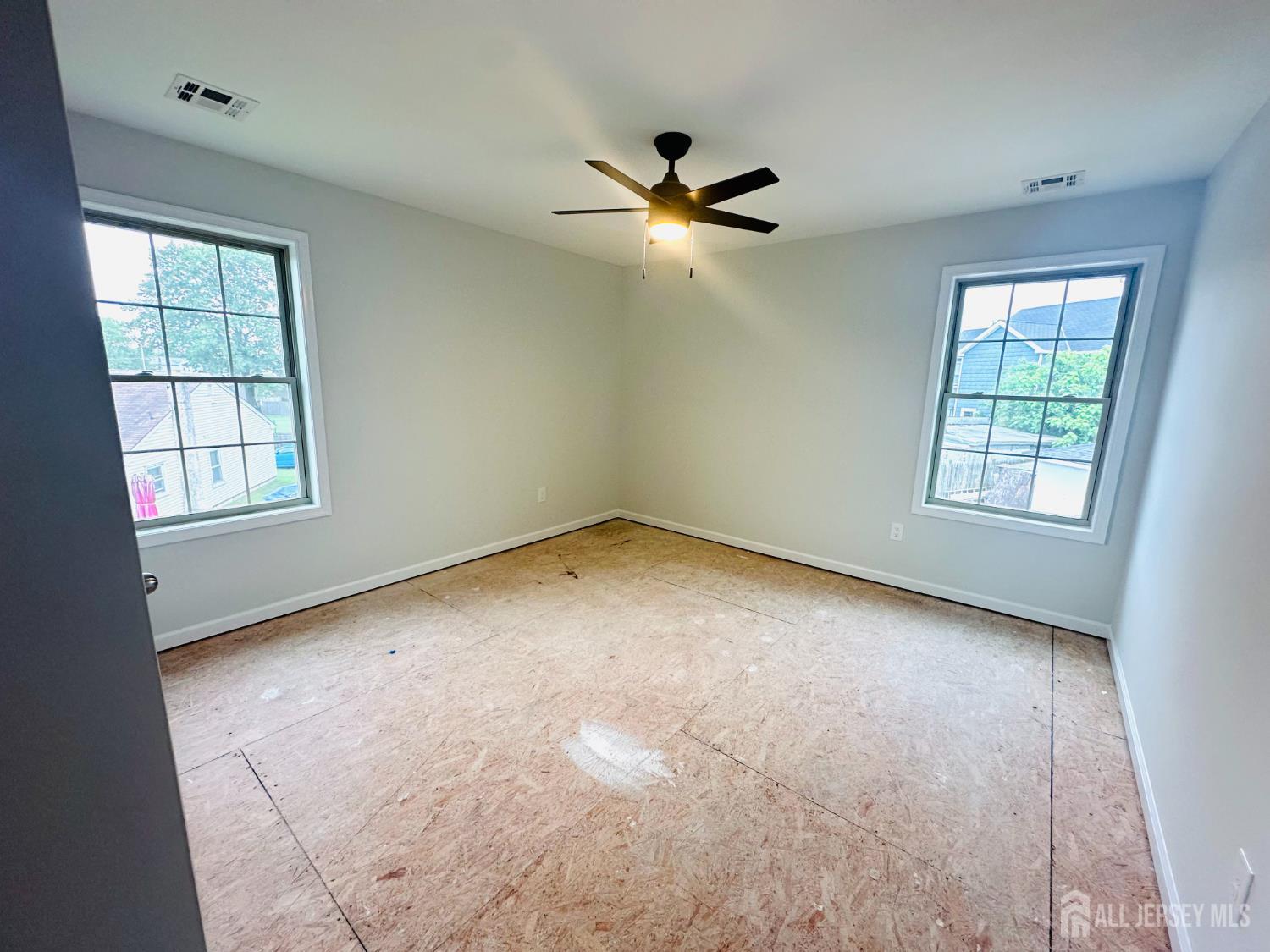 57 Wooley Street, Aberdeen, New Jersey image 17