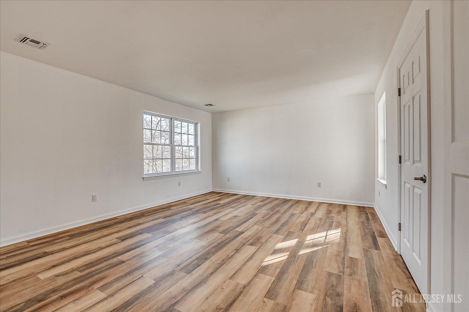 32 Smith Street, Sayreville, New Jersey image 22
