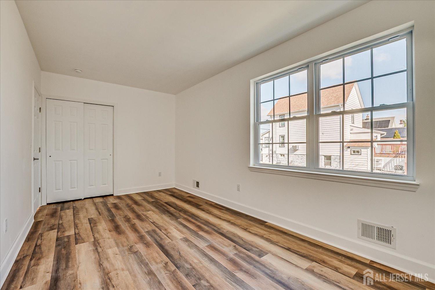 32 Smith Street, Sayreville, New Jersey image 15