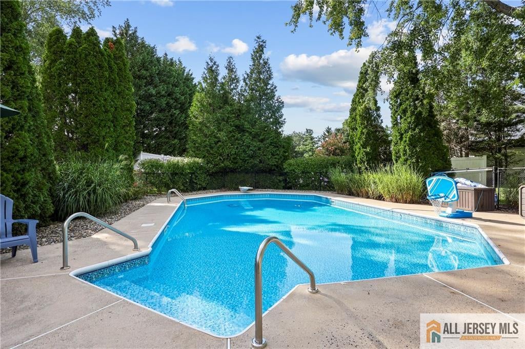 9 Talmadge Drive