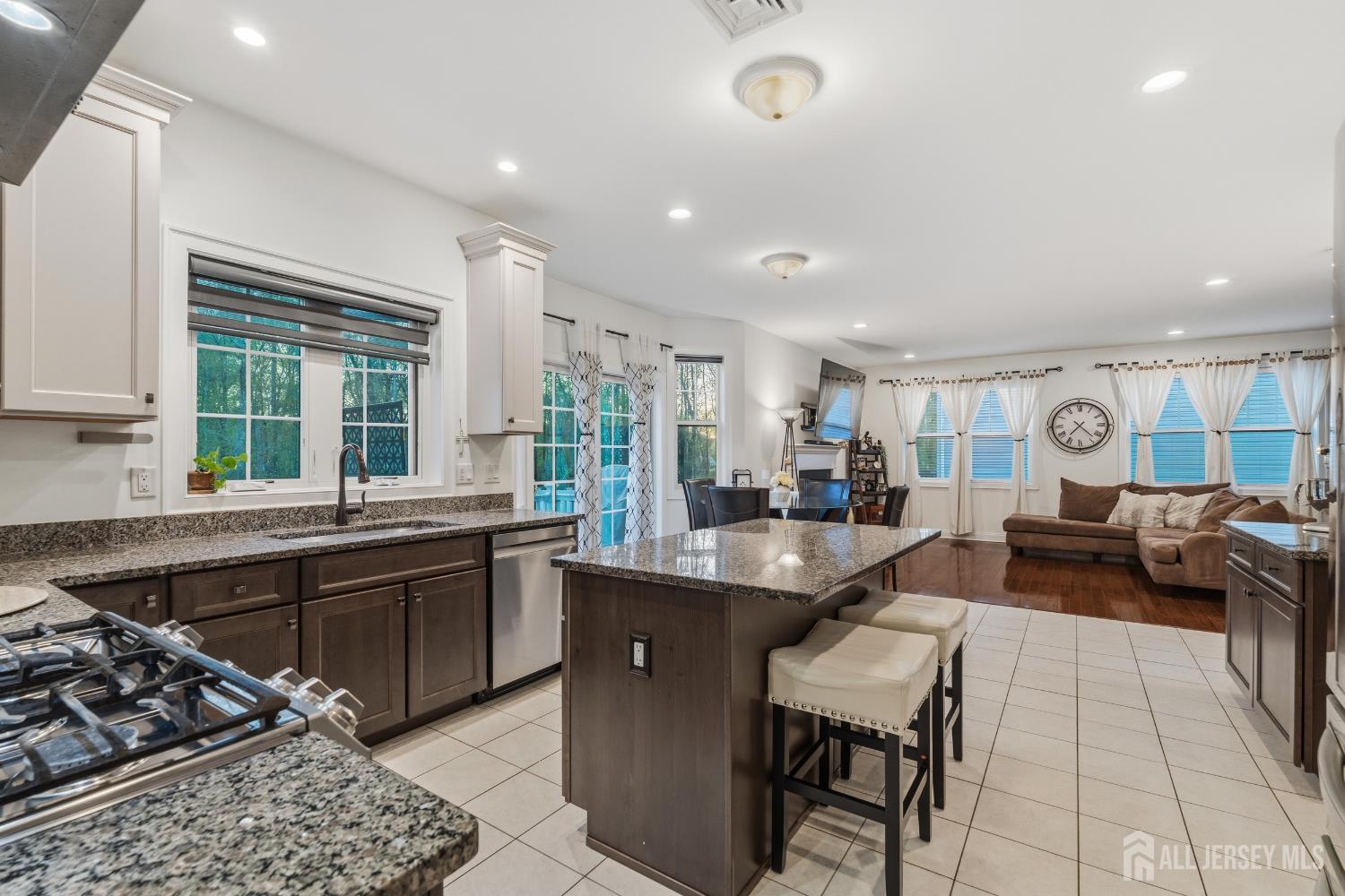 Old Bridge, New Jersey, 08857, United States, 6 Bedrooms Bedrooms, ,4 BathroomsBathrooms,Residential,Active,2041769
