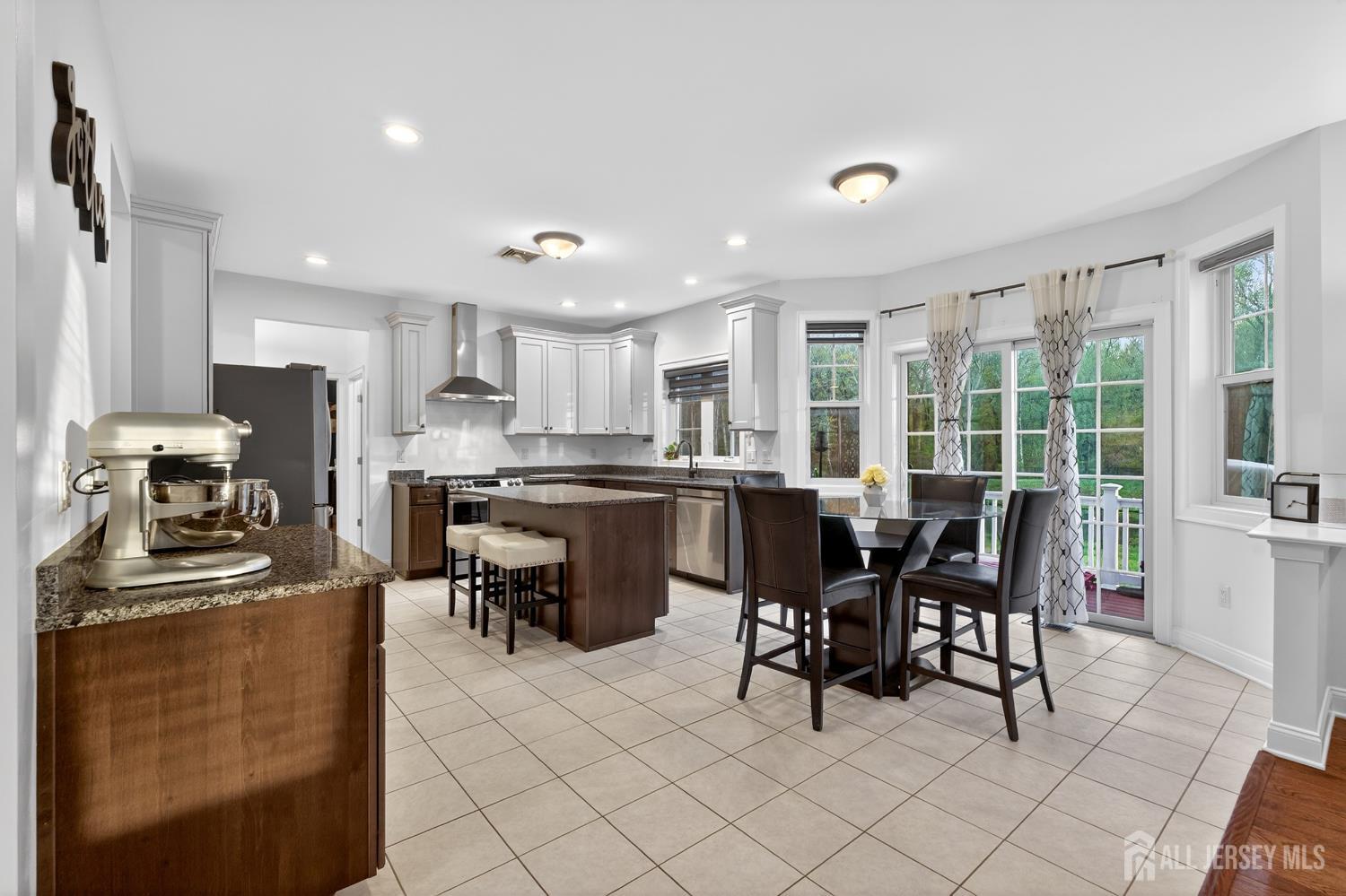 Old Bridge, New Jersey, 08857, United States, 6 Bedrooms Bedrooms, ,4 BathroomsBathrooms,Residential,Active,2041769