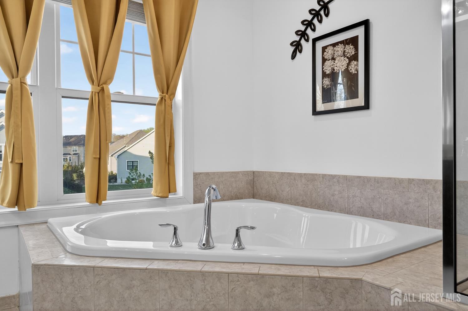 Old Bridge, New Jersey, 08857, United States, 6 Bedrooms Bedrooms, ,4 BathroomsBathrooms,Residential,Active,2041769