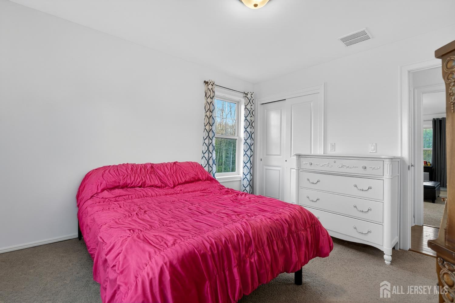 Old Bridge, New Jersey, 08857, United States, 6 Bedrooms Bedrooms, ,4 BathroomsBathrooms,Residential,Active,2041769