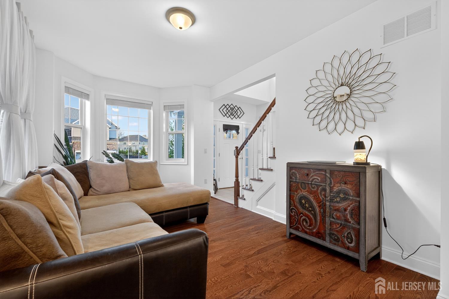 Old Bridge, New Jersey, 08857, United States, 6 Bedrooms Bedrooms, ,4 BathroomsBathrooms,Residential,Active,2041769