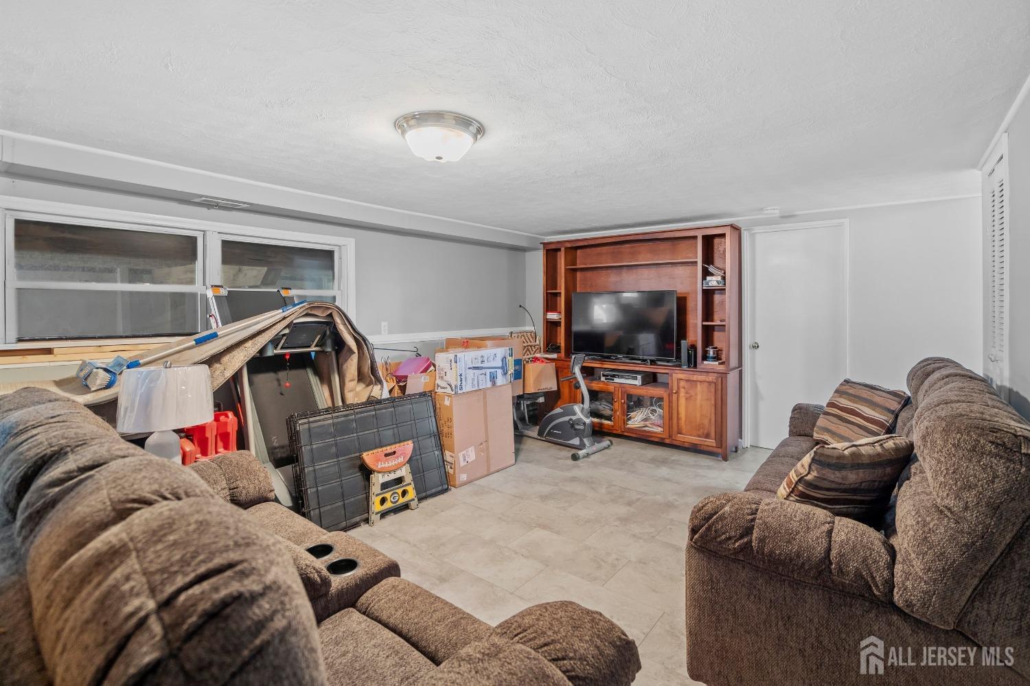 69 Claridge Place, Colonia, New Jersey image 20