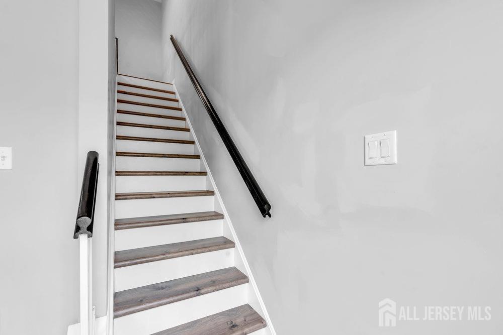 3 Kuczynski Drive, Sayreville, New Jersey image 16