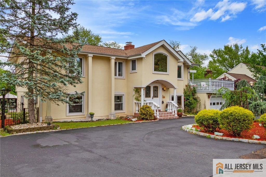 8 Harold Avenue, Edison, New Jersey image 1