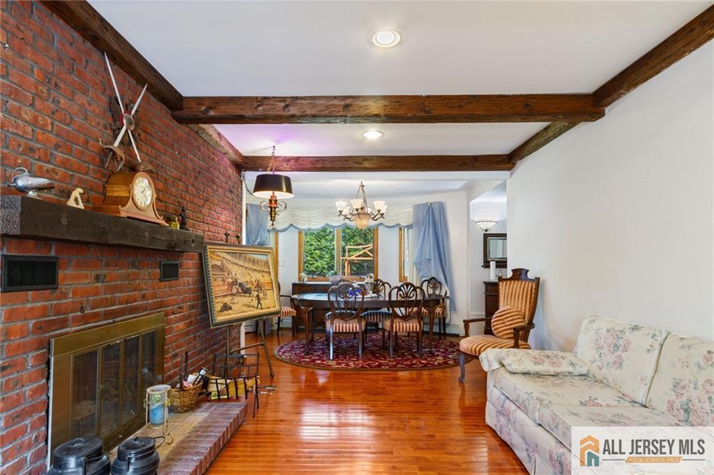 8 Harold Avenue, Edison, New Jersey image 16