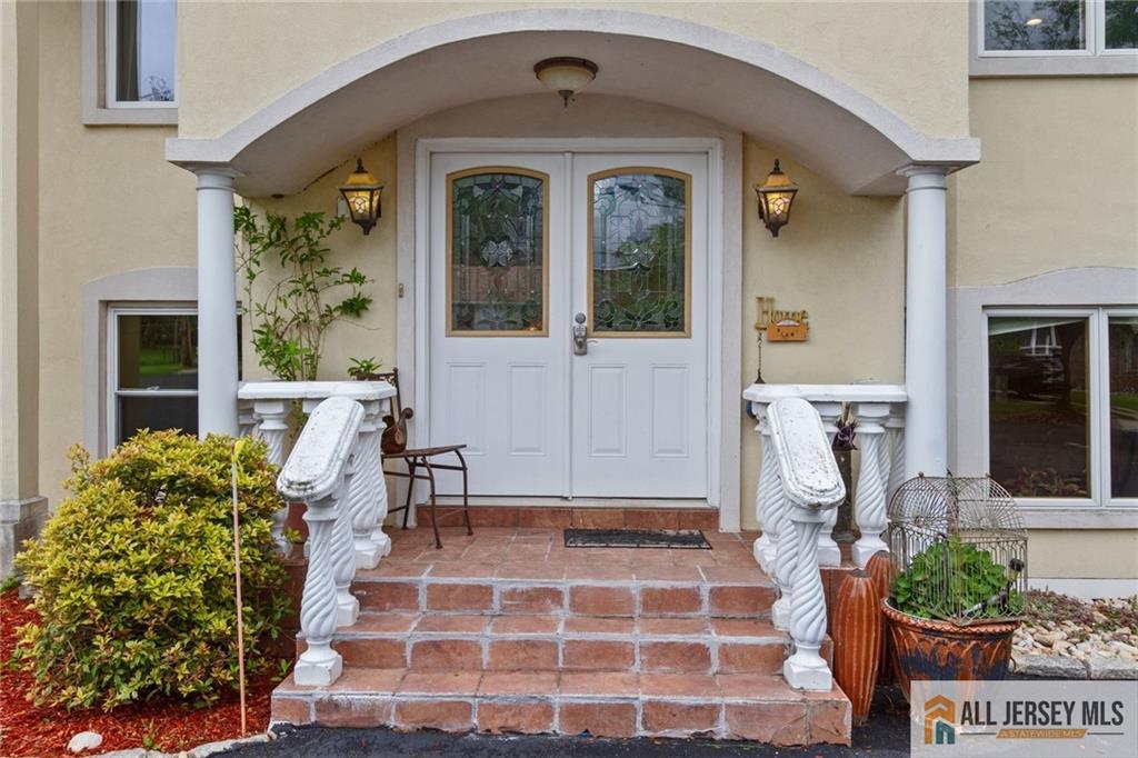 8 Harold Avenue, Edison, New Jersey image 3