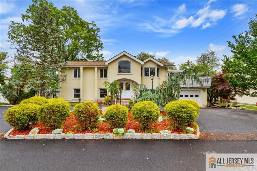 8 Harold Avenue, Edison, New Jersey image 2