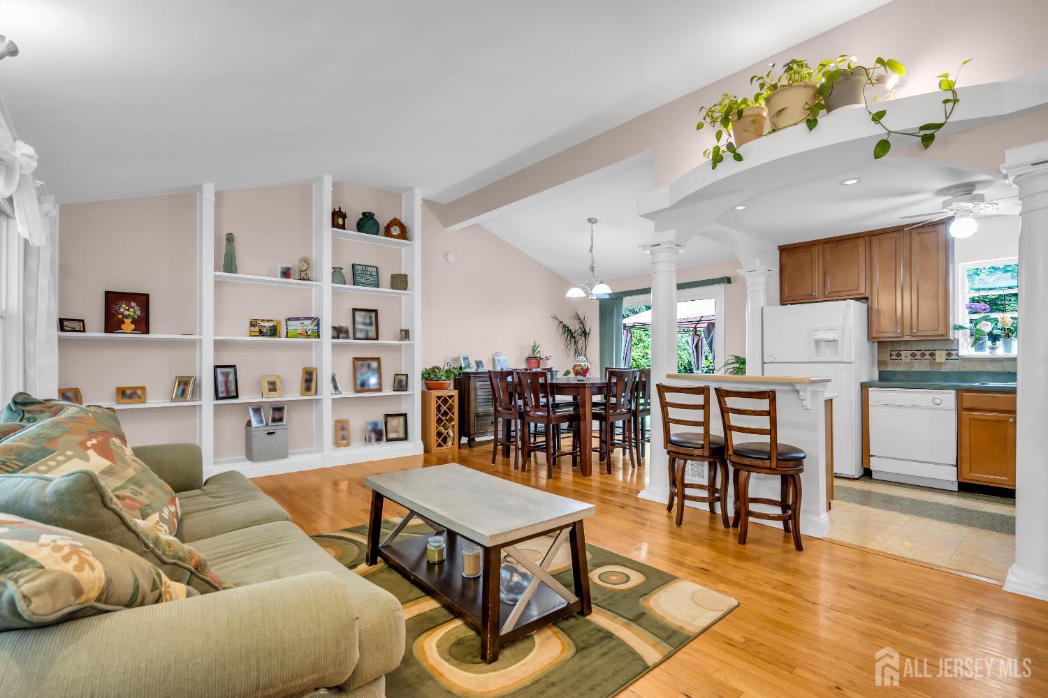 90 Ryders Lane, East Brunswick, New Jersey image 13