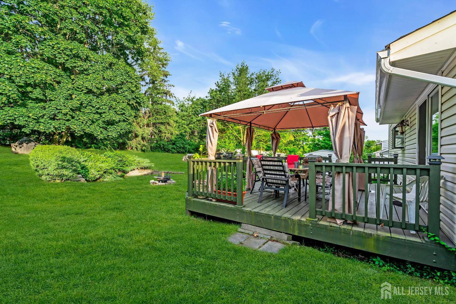 90 Ryders Lane, East Brunswick, New Jersey image 28