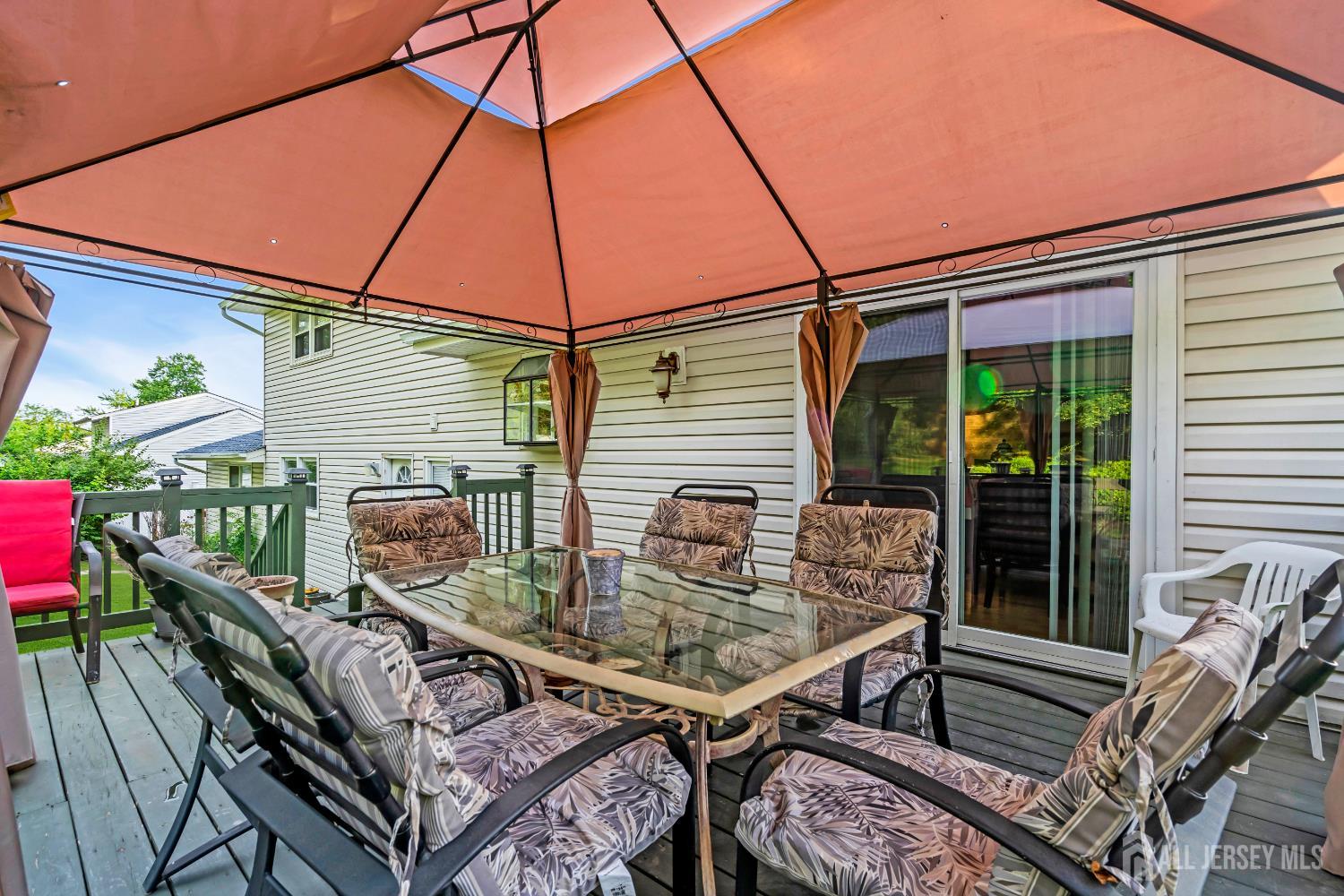 90 Ryders Lane, East Brunswick, New Jersey image 27