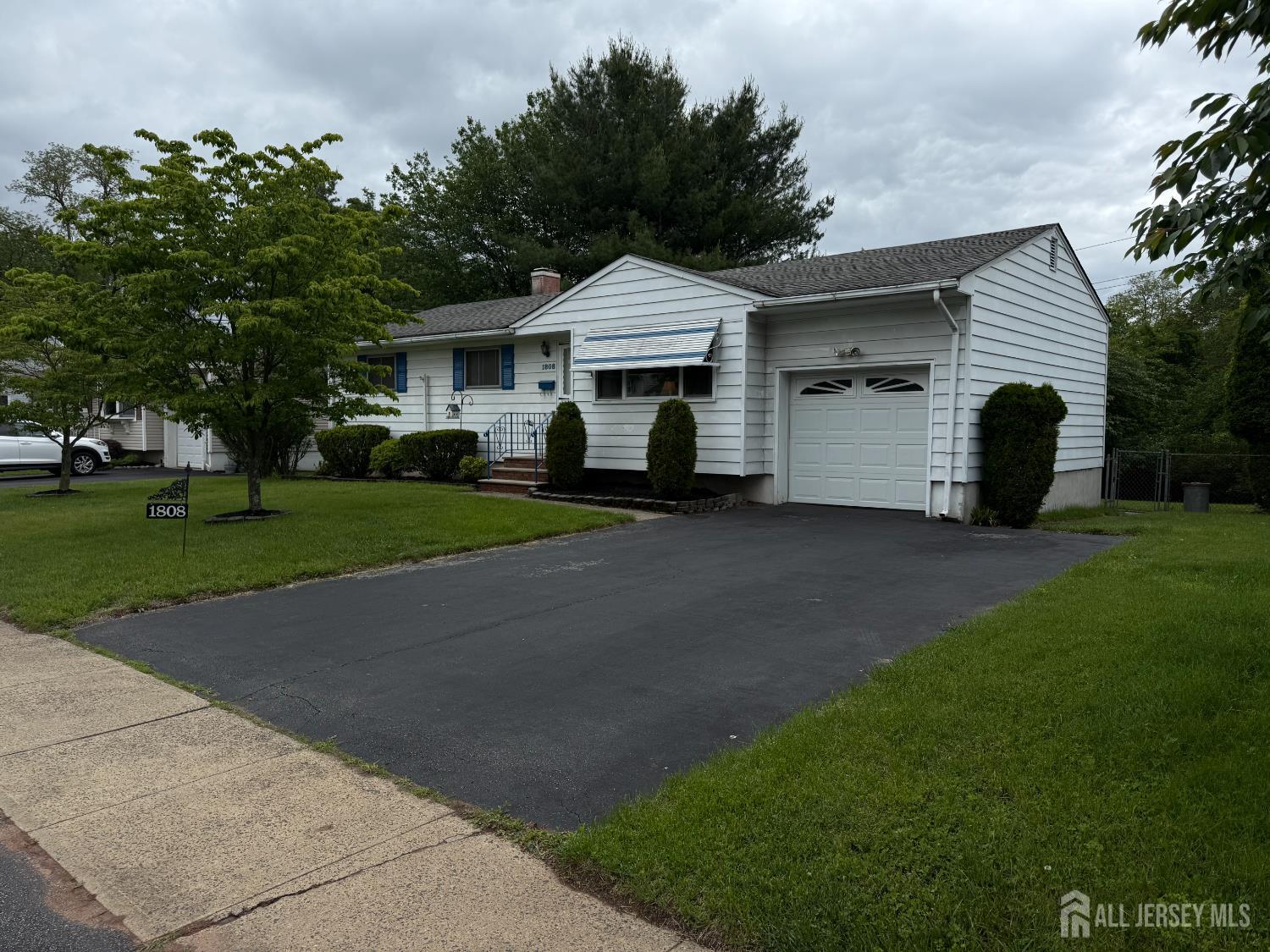 1808 Stratford Avenue, South Plainfield, New Jersey image 2