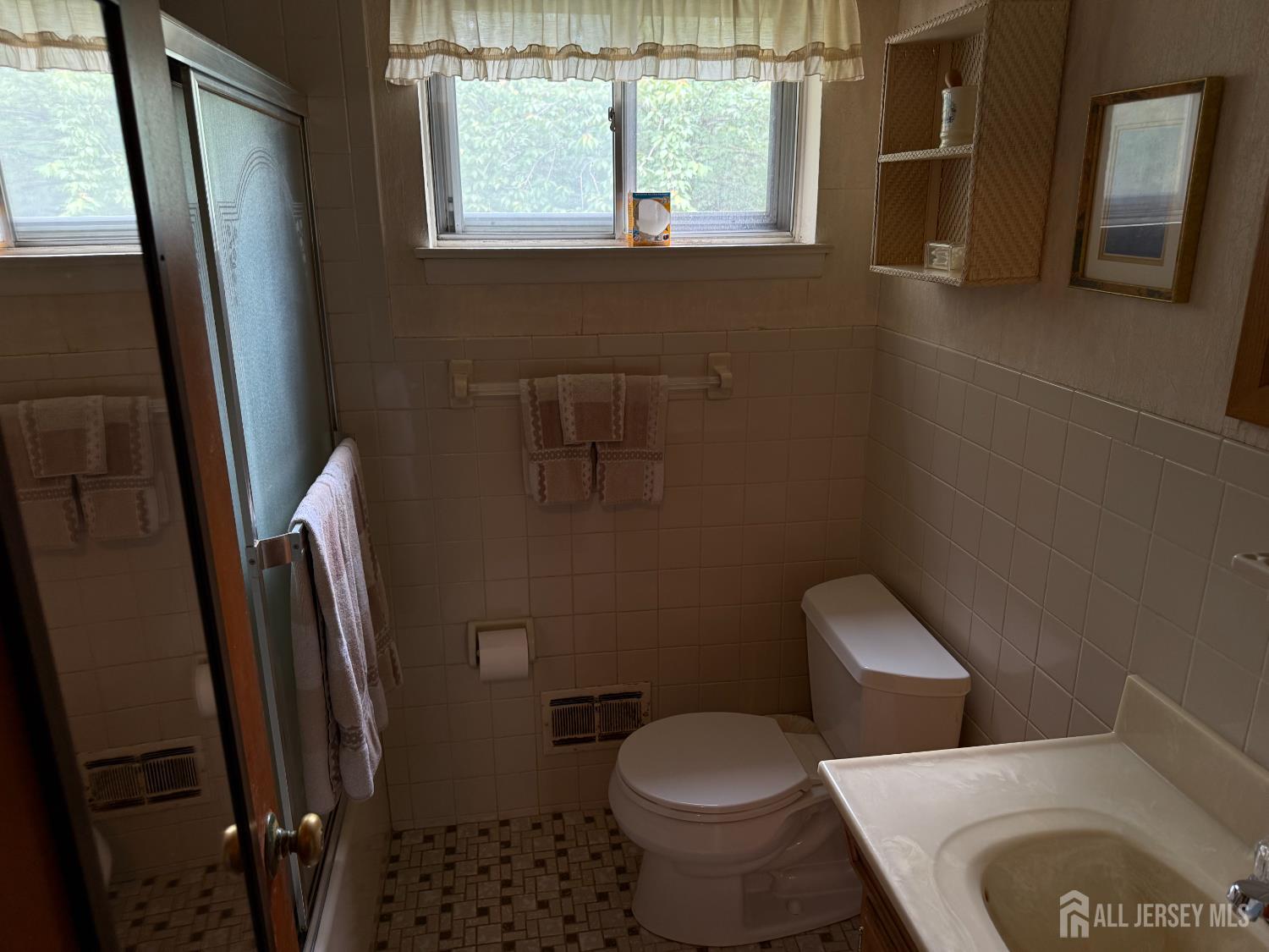 1808 Stratford Avenue, South Plainfield, New Jersey image 12