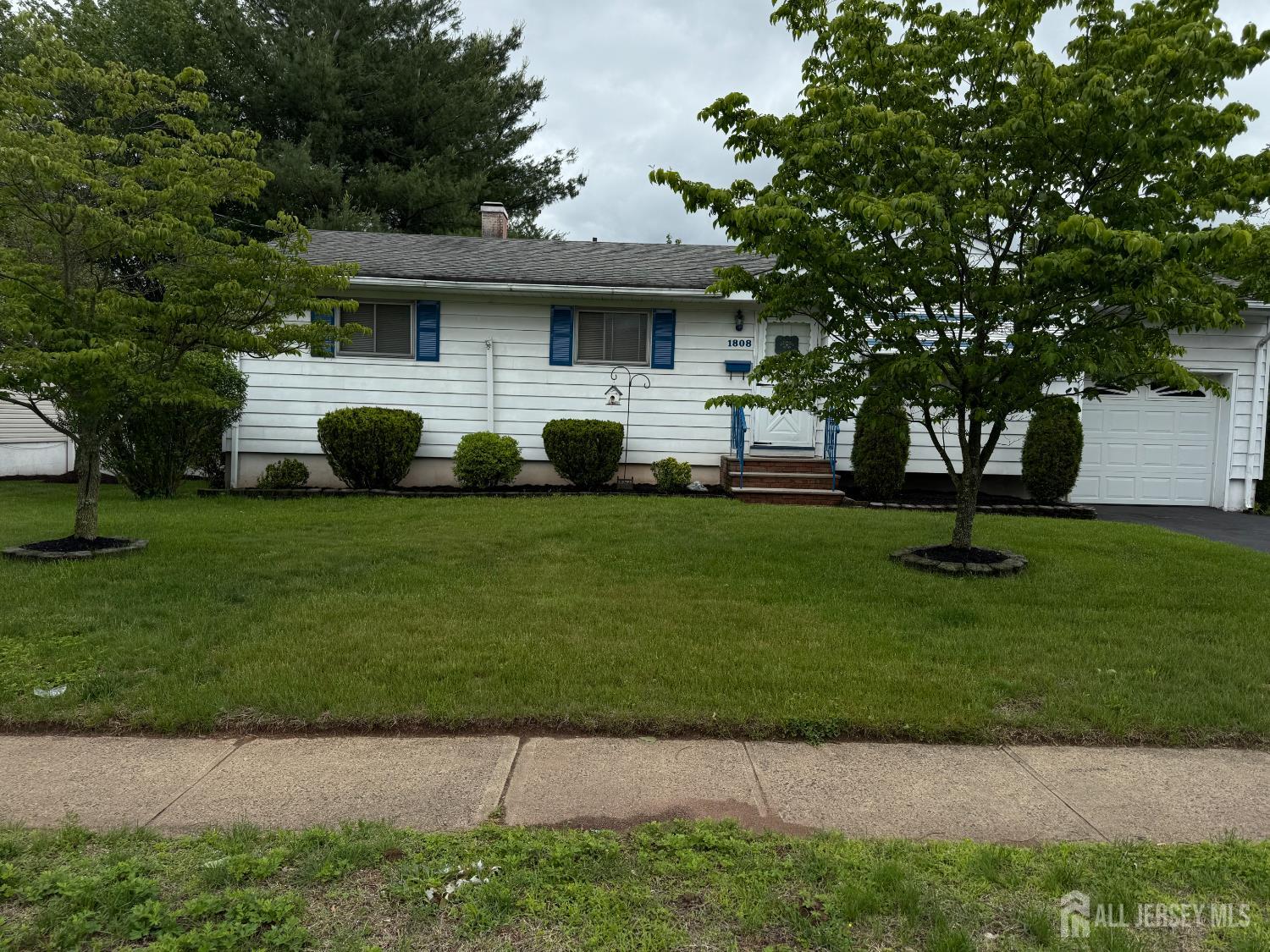 1808 Stratford Avenue, South Plainfield, New Jersey image 1
