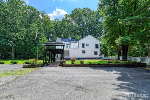 241 DEANS RHODE HALL RD, MONROE TOWNSHIP, NJ 08831 - Image 05abceeb4f68178fb90023b676dac06c/2945132239