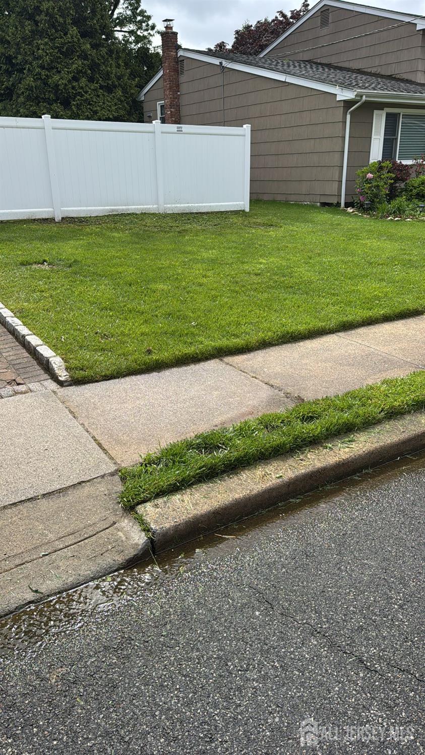 20 Wick Drive, Fords, New Jersey image 2