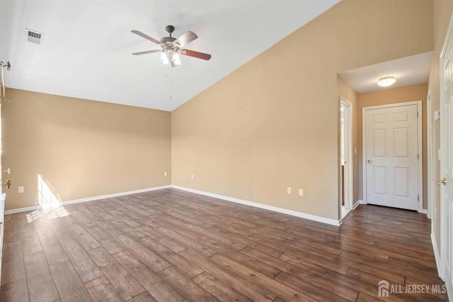 8 Russell Court, Old Bridge, New Jersey image 22