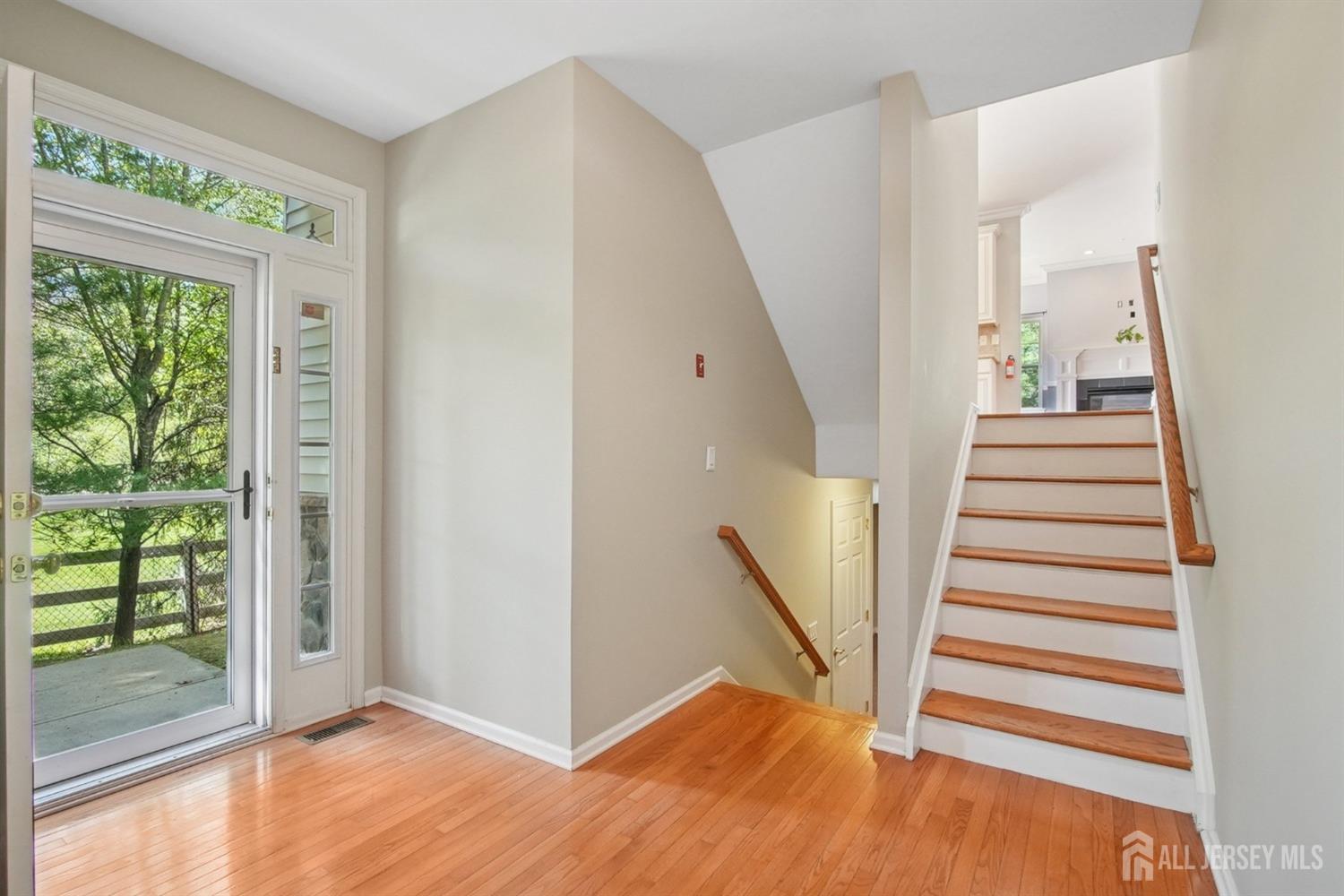 8 Russell Court, Old Bridge, New Jersey image 4
