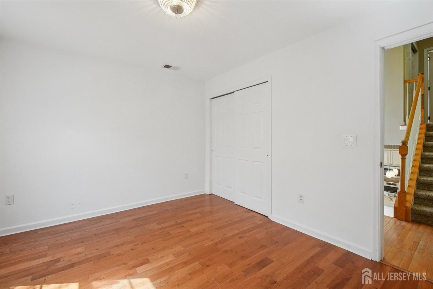 8 Russell Court, Old Bridge, New Jersey image 18